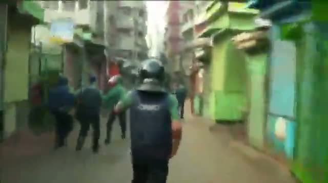 Raw: Anti-government Protest in Bangladesh