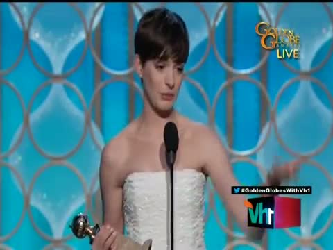 2013 Golden Globes: Anne Hathaway wins best supporting actress for Les Miserables