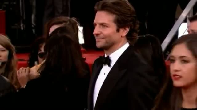 Golden Globes red carpet fashion men: R-Patz, Bradley Cooper, Ben Affleck impress