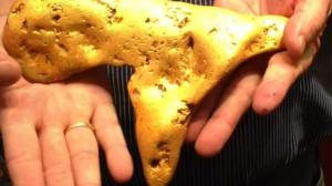 Australian Man Finds 12 Pound Gold Nugget
