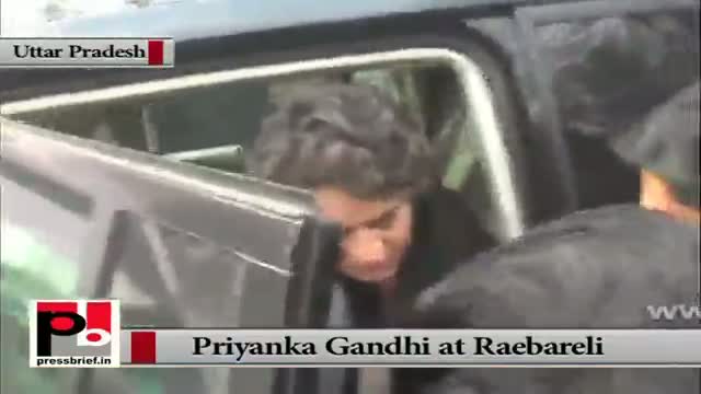 Priyanka Gandhi visits Raebareli