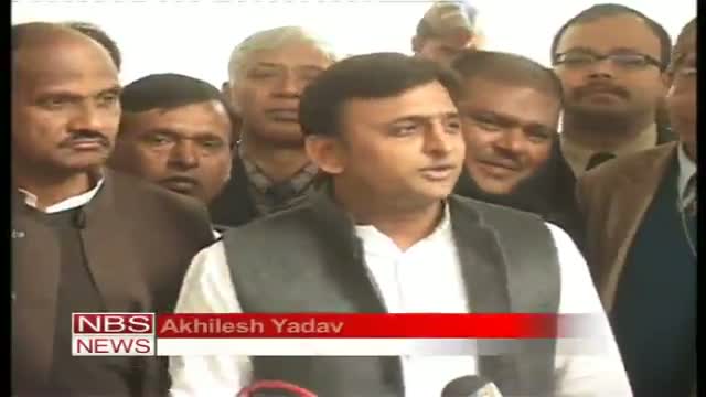 Akhilesh Yadav inks deal with HP for free laptop