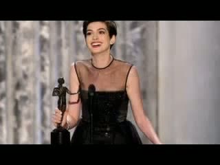 SAG 2013 Awards Anne Hathaway Wins Best Female Actor for Les Miserables Screen Actors Guild Award