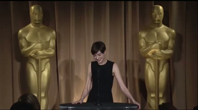 Anne Hathaway on Oscar Dress, Her Pal Spielberg