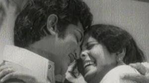 Ardhangi Movie Songs - Goodu Okkate Guvvalu Rendamma Song - ANR, Savitri - Telugu Cinema Movies