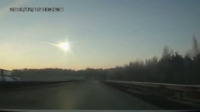 Massive Russian Meteorite Explosion Caught On Tape, Injuries Reported - 2/15/2013