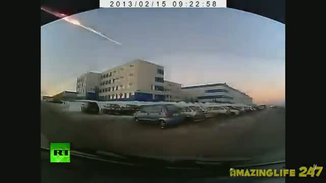 Russian Meteor Explosion - Video of Massive Meteorite Crash