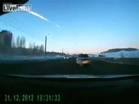 Incredible Meteor Crash in Russia's Ural Mountains 15.02.2013