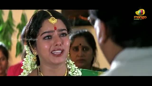 Pavitra Bandham Scenes - Soundarya insulting venkatesh - Venkatesh, Soundarya - Telugu Cinema Movies