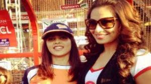 Bipasha Basu & Genelia D'souza at CCL match