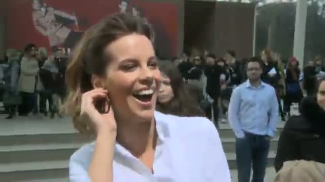 Kate Beckinsale reveals she's a fan of One Direction