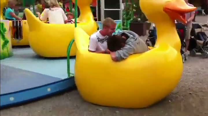 Crazy Duck Ride Accident