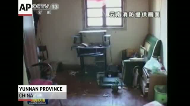China Quake Collapses Homes