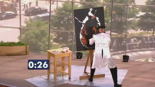 'Speed Painter' Takes Stage in 'Anderson's Viewers Got Talent'