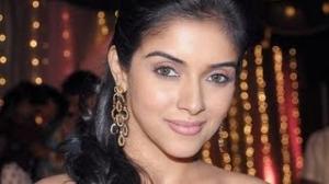 Actress Asin Marriage Confirmed With US Citizen