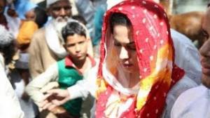 Veena Malik at Ajmer Sharif Dargah Unseen Stills