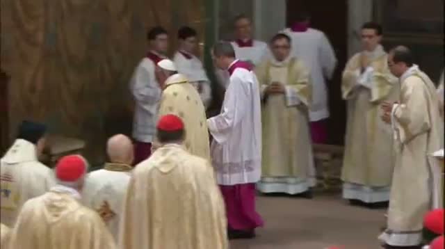New Pope Celebrates Mass in St Peter's
