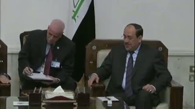 Kerry Makes Surprise Iraq Visit