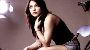 Hot Actress Devshi Khanduri Sizzling Pics