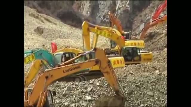 Dig for Survivors After Tibet Mudslide Buries 83