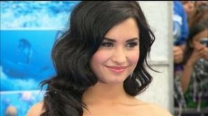 Demi Lovato Premieres "Heart Attack" Video