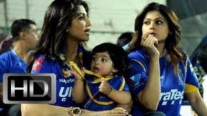 Shilpa Shetty and Raj Kundra's son Viaan watches his first IPL match!