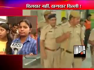 Delhi police slap woman protester at hospital