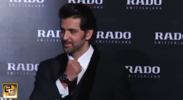 Hrithik Roshan buries hatchet with Salman Khan