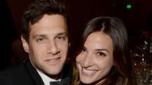JUSTIN BARTHA and LIA SMITH are Engaged!