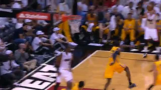 NBA: Mike Miller Beats the Halftime Buzzer from the Corner