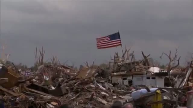 Obama Visits Oklahoma, Consoles Tornado Victims