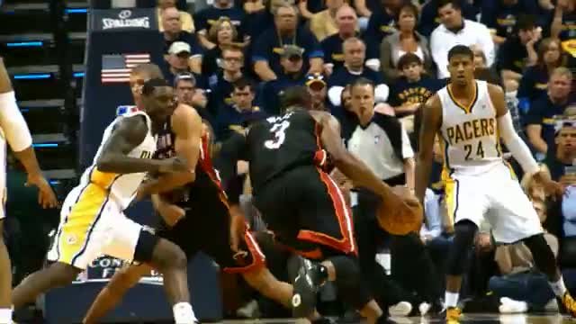 NBA - Phantom: LeBron & Wade's BIG game 3 dunks!