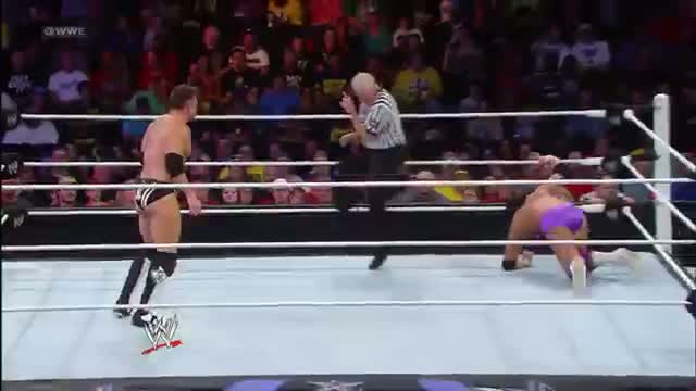Alex Riley vs. Damien Sandow: WWE Superstar, May 24, 2013