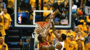 NBA: Paul George's Facial on Bosh in Super Slow Motion!