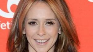 Jennifer Love Hewitt Is Pregnant With Her First Child