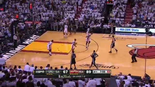 NBA: LeBron James' BIG block, assist & dunk in Game 2!