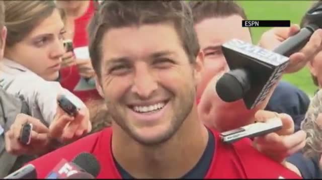 Tebow Thanks Patriots for Opportunity