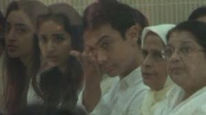 Aamir Khan CRIES at Jiah Khan's condolence MEET
