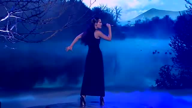 Kiyomi Vella Sings Running Up That Hill: The Voice Australia Season 2