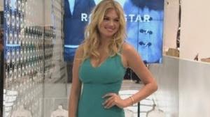 Kate Upton Gets Cozy With Basketball Star