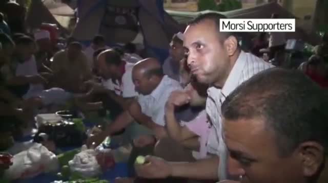 Split Among Egyptians Marks Ramadan