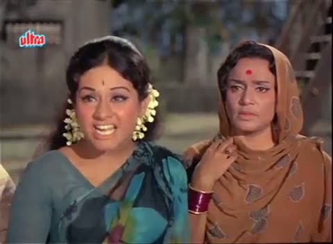 Pran comes to Mehmood's rescue - Lakhon Mein Ek Scene