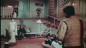 DEEWANON SE YE MAT POOCHHO DIWANON PE KYA GUZARI HAI - Mukesh - UPKAR (1967) [HD]