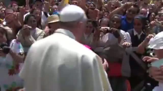 Pope Francis' Casual Sunday