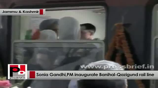Sonia Gandhi, PM flag-off Banihar-Quazigund rail line in Kashmir