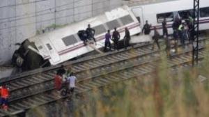 Spain train crash: Twisted carriages after train derails at high-speed at Santiago de Compostela