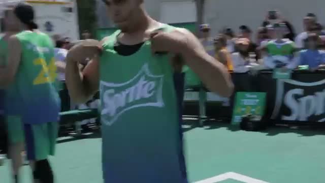 Carlos "Los" Smothers, winner of the Sprite Slam Dunk Showdown in San Francisco, CA