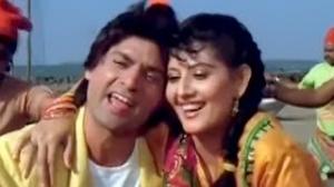 Aap Ko Main Gul Kehke - Best Bollywood Love Song - Gunehgar Kaun