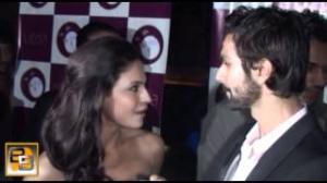Veena Malik & Ashmit Patel's HOT SCENES: MUST WATCH