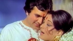 Hum Tum Gum Sum Raat - Classic Romantic Hindi Song - Rajesh Khanna, Moushumi Chatterjee -- Humshakal
